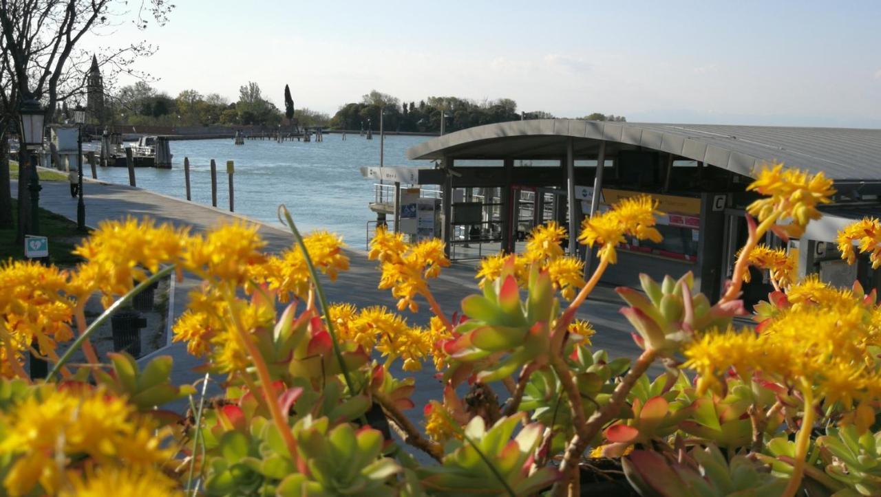 Casa Degli Artisti Lägenhet Burano Exteriör bild