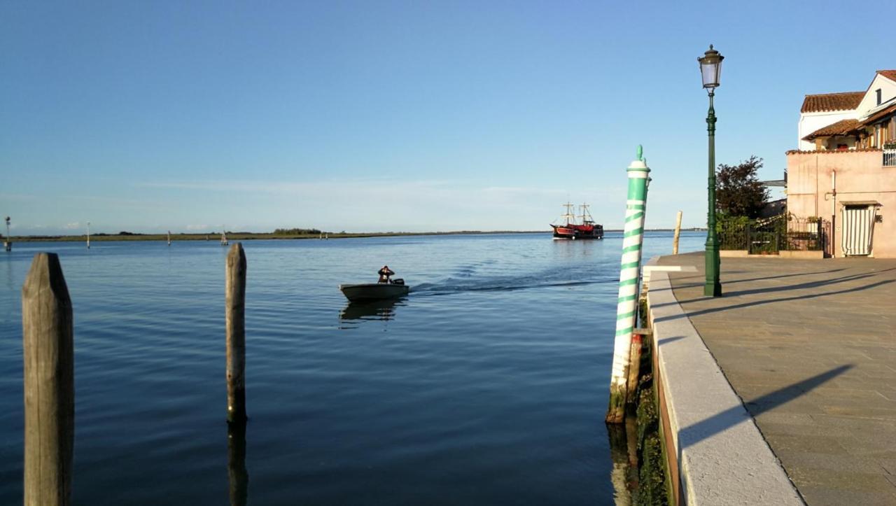 Casa Degli Artisti Lägenhet Burano Exteriör bild